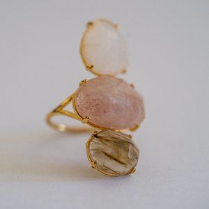 Large 3 stone ring